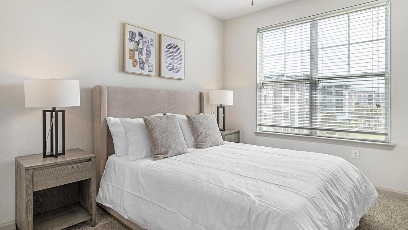 Landing At Center 301 - 2 Bedrooms In Belton エクステリア 写真
